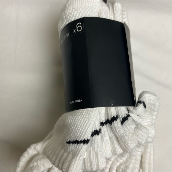 Youth Nike ankle socks 3y-5y - Picture 2 of 3